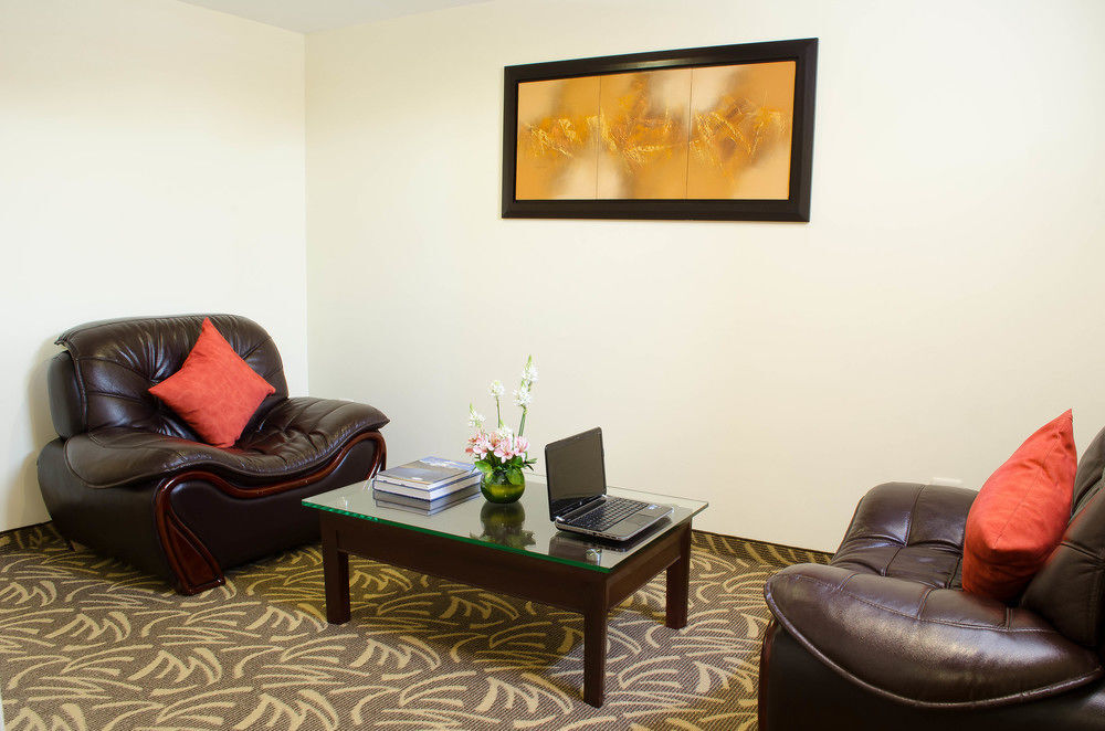 Nobility Hotel 4*